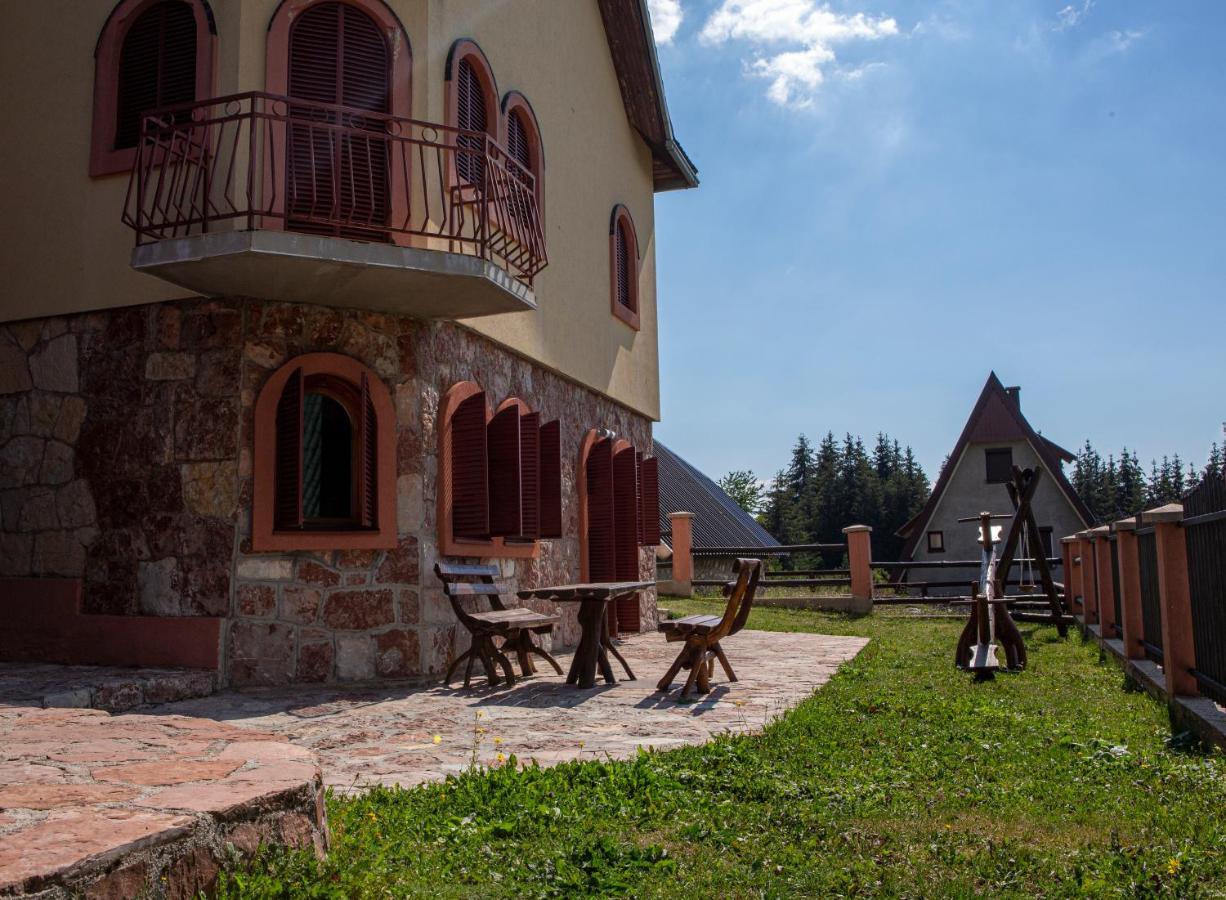 Monte Durmitor 호텔 자블야크 외부 사진